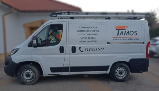 oklejanie samochodu, folia wylewana, oklejanie reklamowe Andrychów